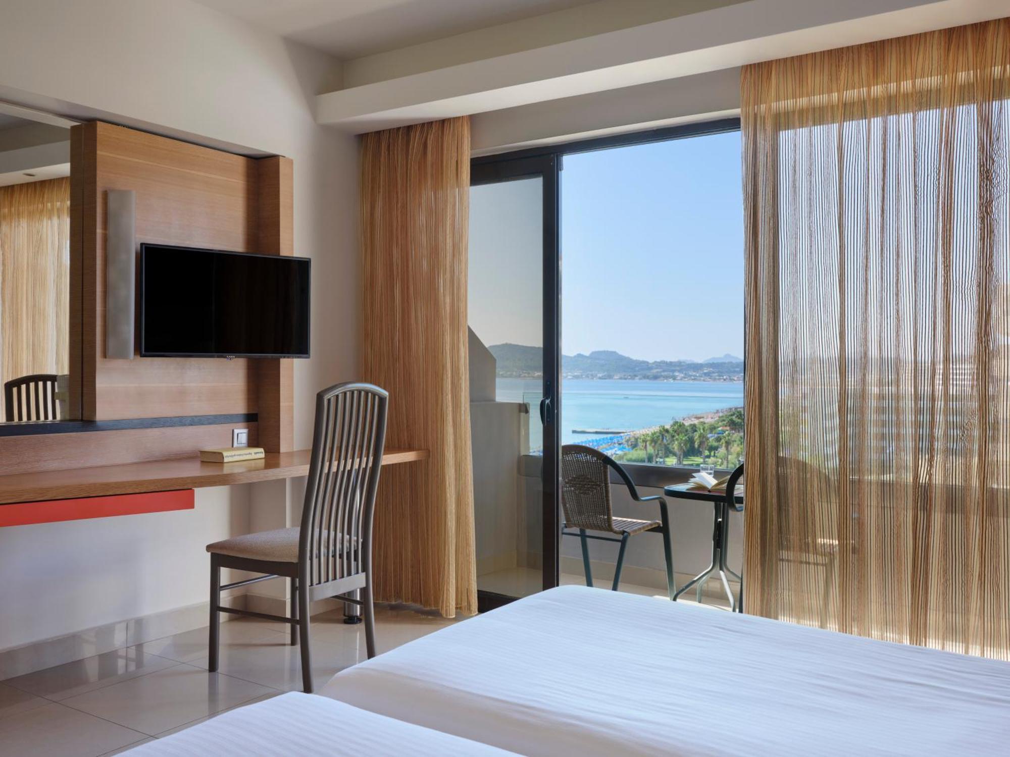 Esperos Mare Resort & Spa Фаліракі Номер фото